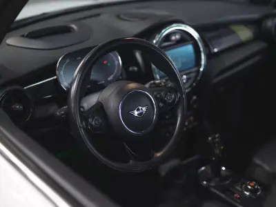 MINI 3 Portas 2019 - 16990 EUR, 70000 km - AUTO.MOTO.pt - 70000km - foto 15 de 23