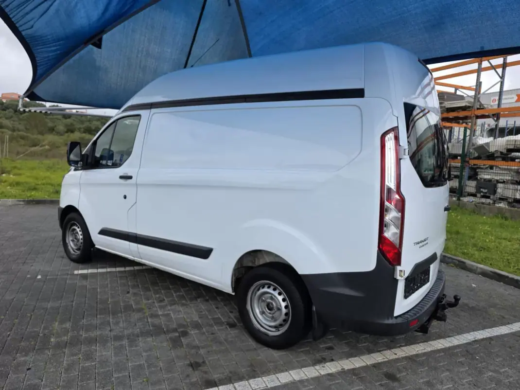 Ford Transit Custom 2015 - 13990 EUR, 148160 km - AUTO.MOTO.pt - 148160km - foto 4 de 19
