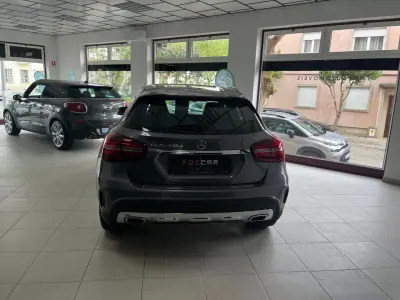 Mercedes-Benz GLA 200 2019 - 27500 EUR, 144556 km - AUTO.MOTO.pt - 144556km - foto 4 de 9
