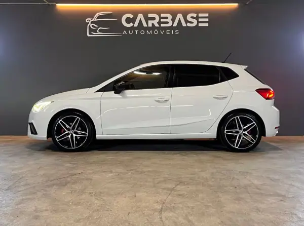 SEAT Ibiza 2019 - 13900 EUR, 117053 km - AUTO.MOTO.pt - 117053km - foto 3 de 21