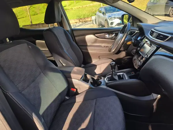 Nissan Qashqai 2014 - 12950 EUR, 150000 km - AUTO.MOTO.pt - 150000km - foto 25 de 25