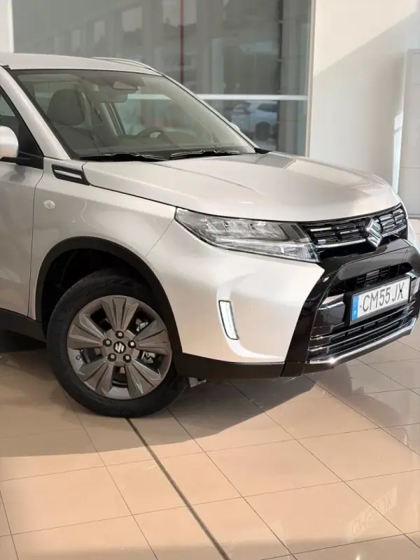 Suzuki Vitara 1.4T S2 Mild Hybrid 2026 Petrol — 100 km Suzuki Vitara 1.4T S2 Mild Hybrid 2026 Petrol
