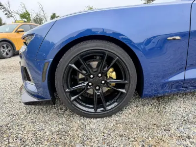 Chevrolet Camaro 2019 - 35990 EUR, 72000 km - AUTO.MOTO.pt - 72000km - foto 2 de 19