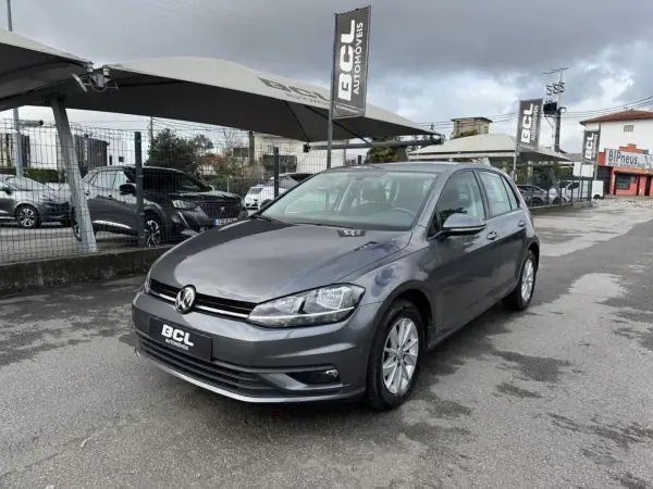 Volkswagen Golf 2019 - 15990 EUR, 95000 km - AUTO.MOTO.pt - 95000km - foto 3 de 27