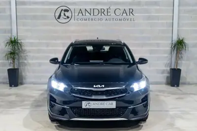 Kia XCeed 2022 - 22450 EUR, 23900 km - AUTO.MOTO.pt - 23900km - foto 3 de 42