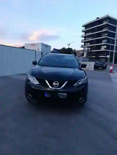 Nissan Qashqai 2015 - 15000 EUR, 137000 km - foto 2 de 6