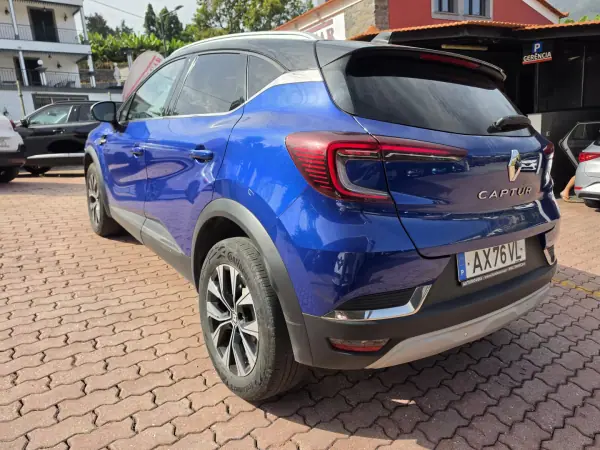 Renault Captur 1.0 TCe Techno 2023 Gasolina
