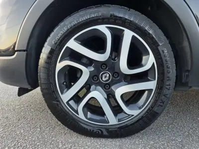 Renault Captur 2016 - 11990 EUR, 118000 km - AUTO.MOTO.pt - 118000km - foto 11 de 32