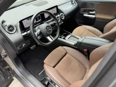 Mercedes-Benz GLA 180 2024 - 47900 EUR, 51250 km - AUTO.MOTO.pt - 51250km - foto 11 de 12