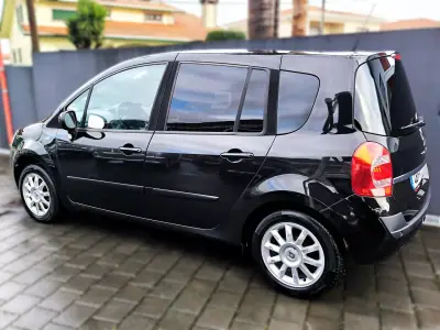 Renault Modus 2008 - 4500 EUR, 132000 km - AUTO.MOTO.pt - 132000km - foto 11 de 42