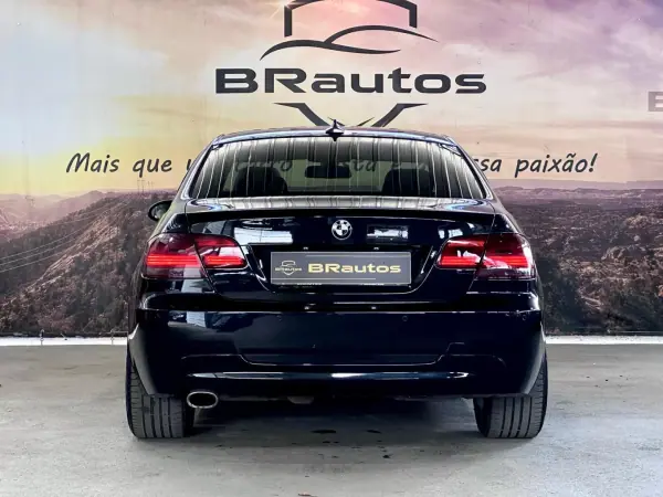 BMW 320 2007 - 12900 EUR, 245795 km - AUTO.MOTO.pt - 245795km - foto 8 de 30