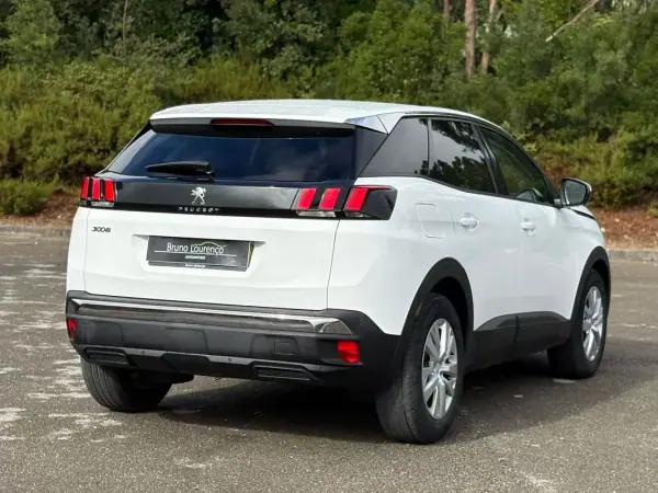 Peugeot 3008 2019 - 17900 EUR, 66750 km - AUTO.MOTO.pt - 66750km - foto 21 de 21
