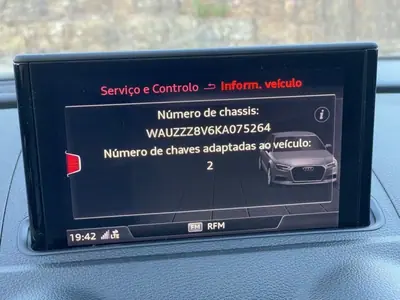 Audi A3 Limousine 2019 - 24999 EUR, 107600 km - AUTO.MOTO.pt - 107600km - foto 27 de 43