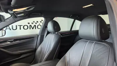 BMW 530 2017 - 21900 EUR, 230206 km - AUTO.MOTO.pt - 230206km - foto 35 de 58
