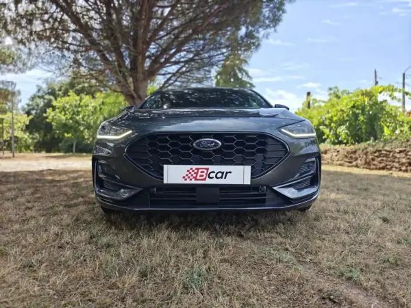 Ford Focus 2023 - 17990 EUR, 75650 km - AUTO.MOTO.pt - 75650km - foto 34 de 39