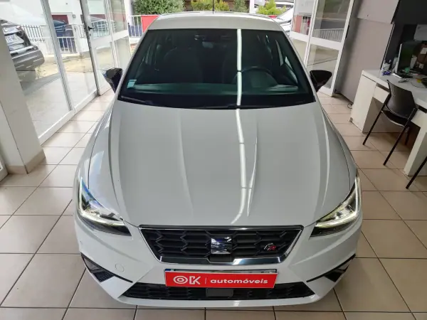 SEAT Ibiza 2020 - 15350 EUR, 34000 km - AUTO.MOTO.pt - 34000km - foto 4 de 38
