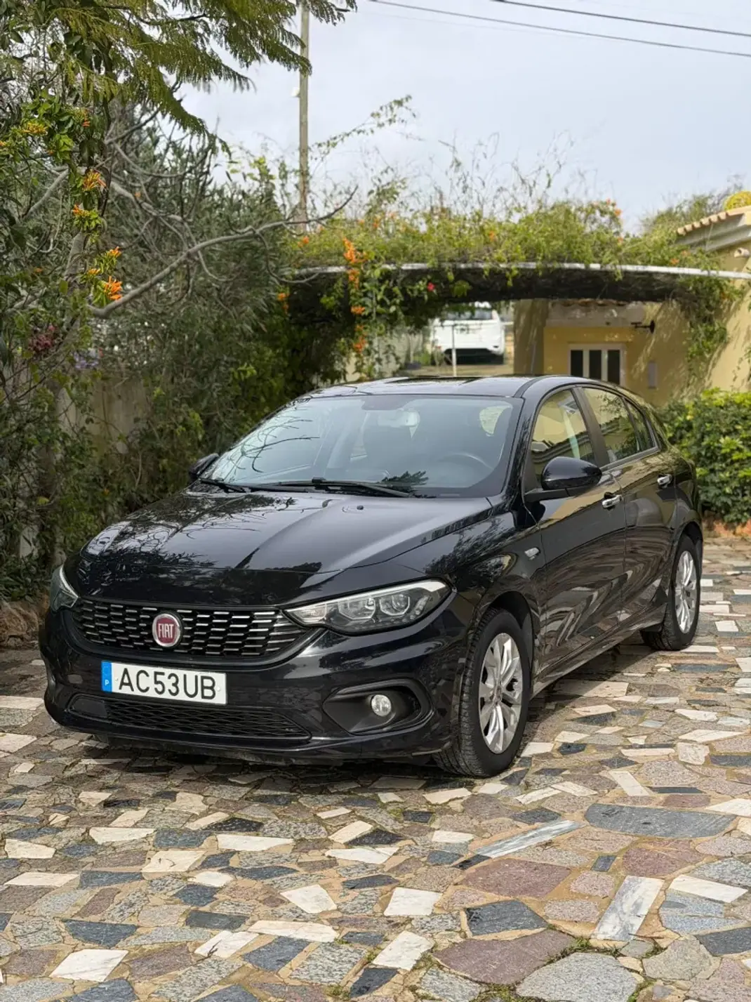 Fiat Tipo 2020 - 12900 EUR, 111334 km - AUTO.MOTO.pt - 111334km - foto 3 de 10