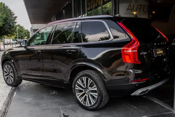 Volvo XC 90 2021 - 37990 EUR, 110263 km - AUTO.MOTO.pt - 110263km - foto 3 de 44