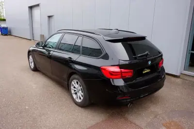 BMW 318 2017 - 15790 EUR, 170145 km - AUTO.MOTO.pt - 170145km - foto 4 de 14