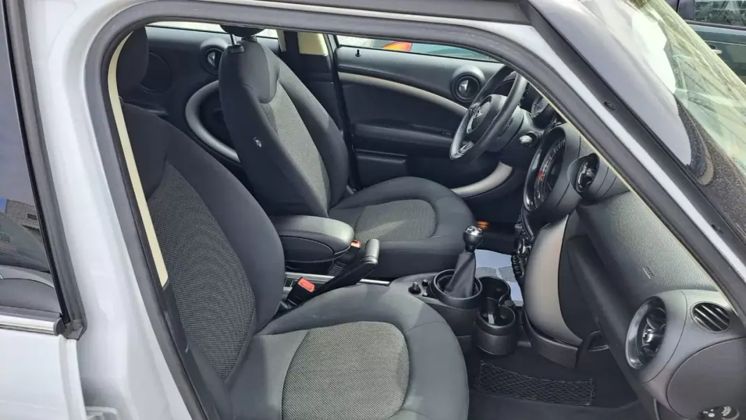 MINI Countryman 2014 - 12890 EUR, 124321 km - AUTO.MOTO.pt - 124321km - foto 29 de 43