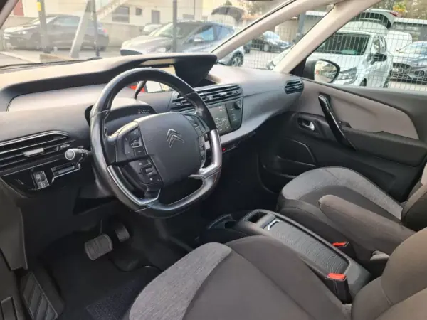 Citroën C4 Spacetourer 2020 - 17990 EUR, 169000 km - AUTO.MOTO.pt - 169000km - foto 15 de 39