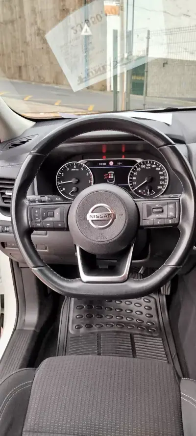 Nissan Qashqai 2022 - 23950 EUR, 65500 km - AUTO.MOTO.pt - 65500km - foto 12 de 16