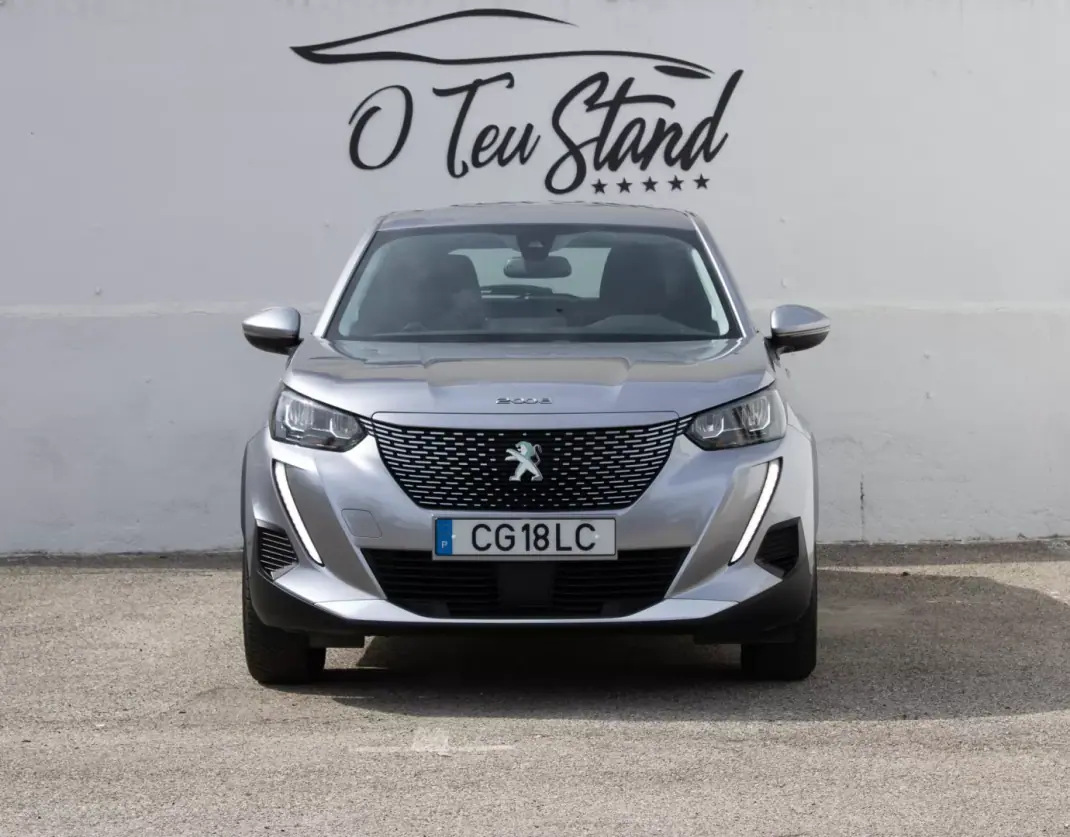Peugeot e-2008 2021 - 17490 EUR, 49100 km - AUTO.MOTO.pt - 49100km - foto 5 de 44