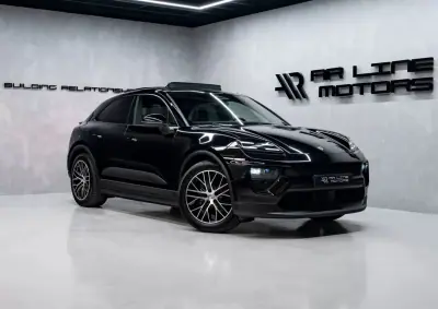 Porsche Macan 2026 - 89950 EUR, 6500 km - 6500km - foto 2 de 60