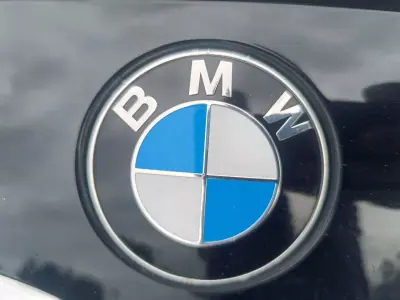 BMW 116 2015 - 12900 EUR, 156049 km - AUTO.MOTO.pt - 156049km - foto 26 de 29