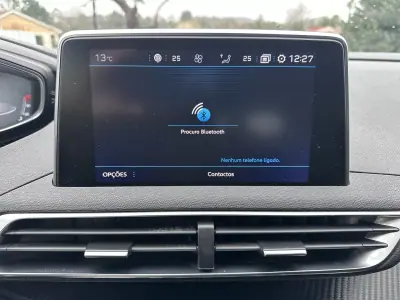 Peugeot 5008 2018 - 14900 EUR, 140000 km - AUTO.MOTO.pt - 140000km - foto 50 de 52