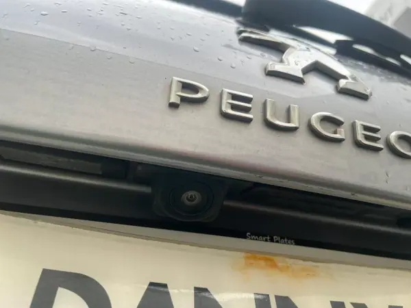Peugeot 308 2016 - 15900 EUR, 150000 km - AUTO.MOTO.pt - 150000km - foto 9 de 20