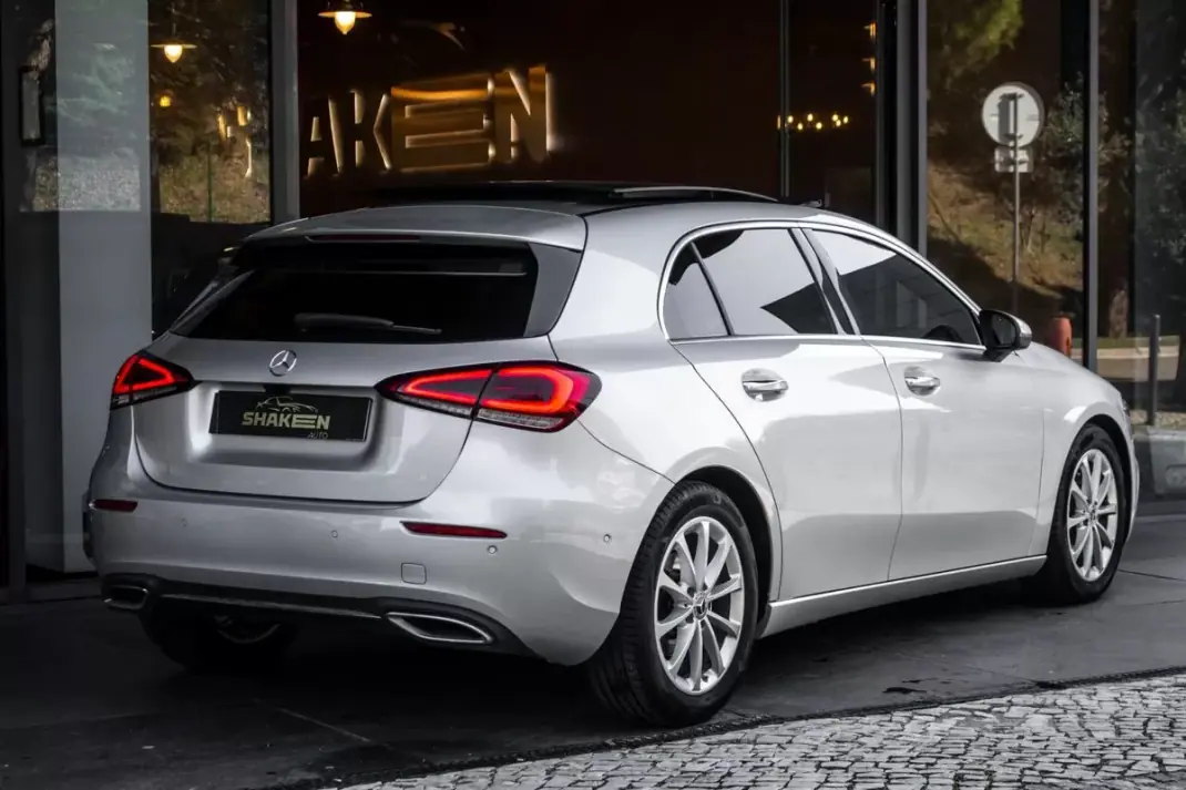Mercedes-Benz A 180 2019 - 22450 EUR, 102667 km - AUTO.MOTO.pt - 102667km - foto 4 de 48