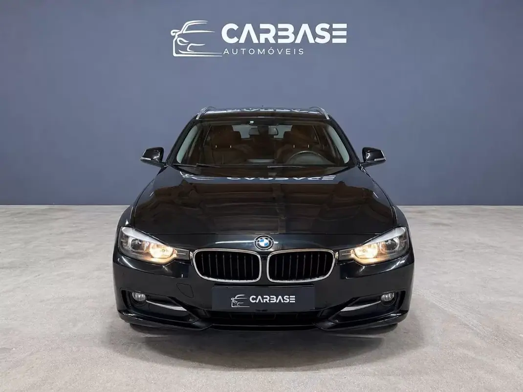 BMW 318 2015 - 14750 EUR, 174926 km - AUTO.MOTO.pt - 174926km - foto 2 de 21