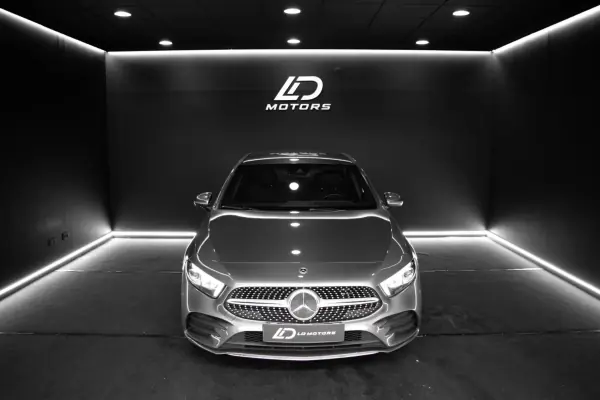 Mercedes-Benz A 250e Limousine 2021