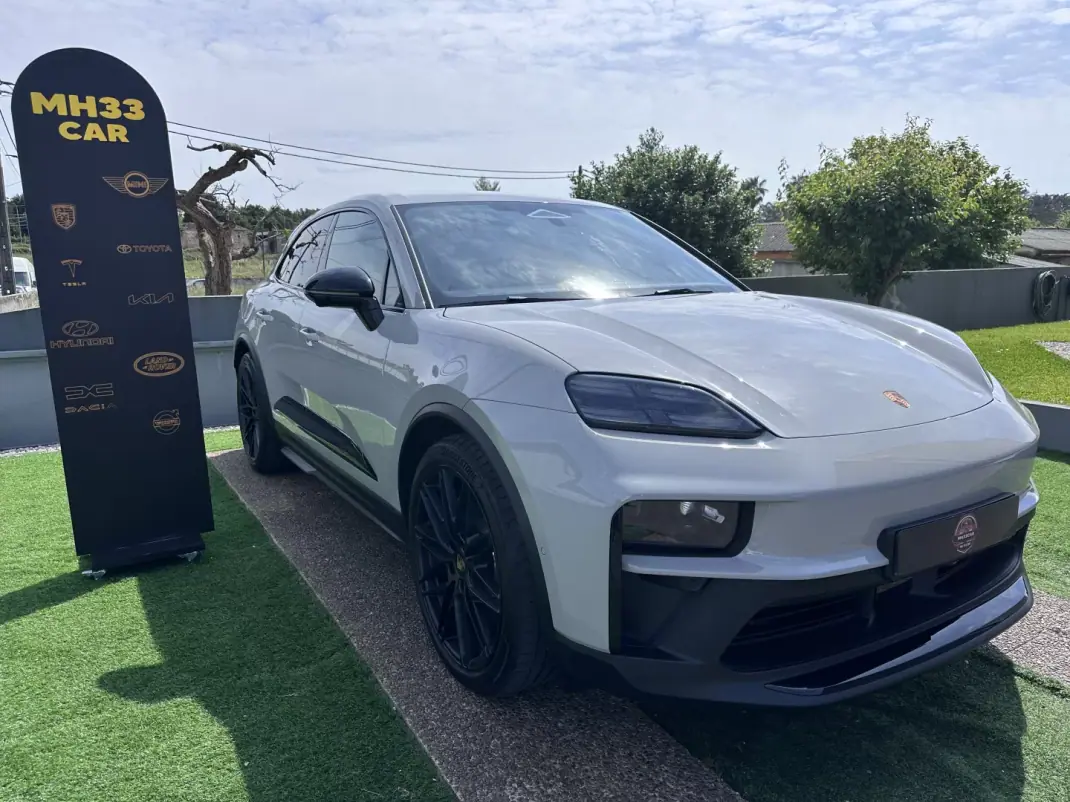Porsche Macan 2026 - 129000 EUR, 2200 km - AUTO.MOTO.pt - 2200km - foto 1 de 85