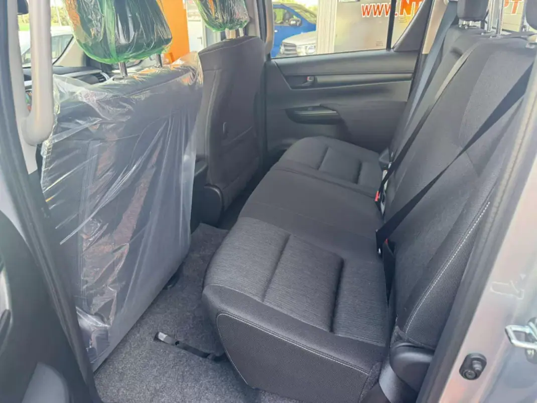 Toyota Hilux 2025 - 64900 EUR, 34 km - AUTO.MOTO.pt - 34km - foto 27 de 29