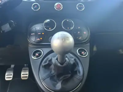 Abarth 695 2023 - 29990 EUR, 6300 km - AUTO.MOTO.pt - 6300km - foto 44 de 46