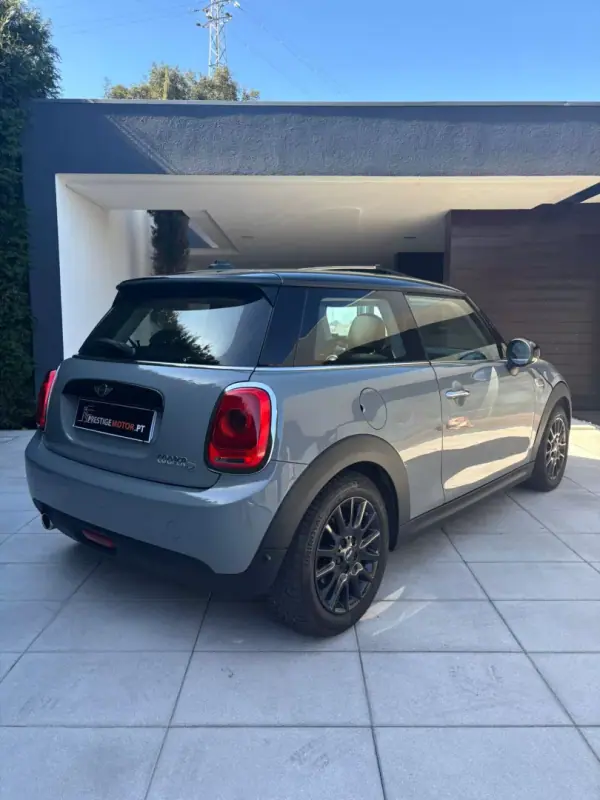 MINI Cooper 2016 - 13900 EUR, 160000 km - AUTO.MOTO.pt - 160000km - foto 8 de 24