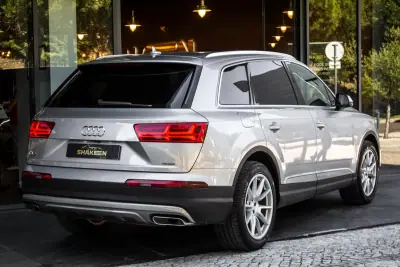 Audi Q7 2016 - 23990 EUR, 238077 km - AUTO.MOTO.pt - 238077km - foto 4 de 40