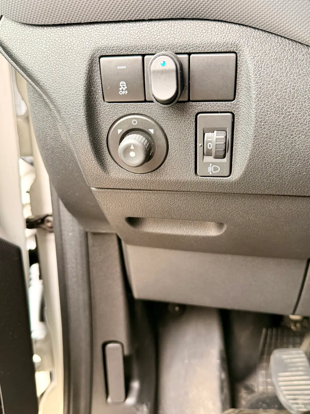 Peugeot PARTNER 1.6 HDI L2 2017 - 12700 EUR, 146000 km - AUTO.MOTO.pt - 146000km - foto 9 de 13