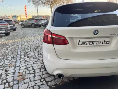 BMW 225xe Active Tourer 2018 - 18900 EUR, 68000 km - AUTO.MOTO.pt - 68000km - foto 38 de 52