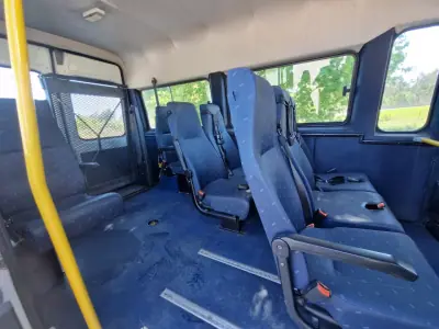 Fiat Ducato 2004 - 10500 EUR, 275000 km - AUTO.MOTO.pt - 275000km - foto 9 de 11