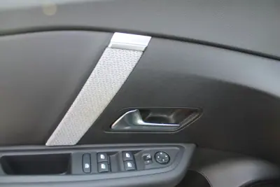 Citroën C4 2021 - 19990 EUR, 62000 km - AUTO.MOTO.pt - 62000km - foto 8 de 23