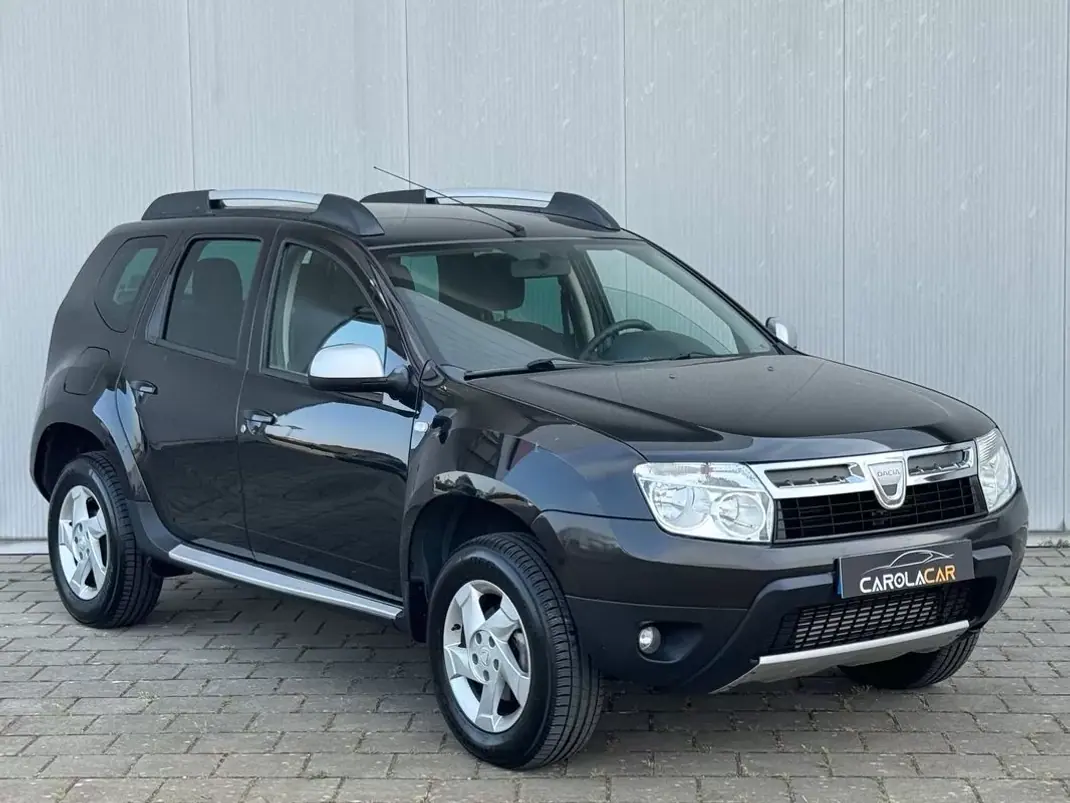 Dacia Duster 2010 - 10950 EUR, 50000 km - AUTO.MOTO.pt - 50000km - foto 1 de 17