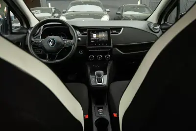 Renault Zoe 2020 - 15500 EUR, 101426 km - AUTO.MOTO.pt - 101426km - foto 3 de 24