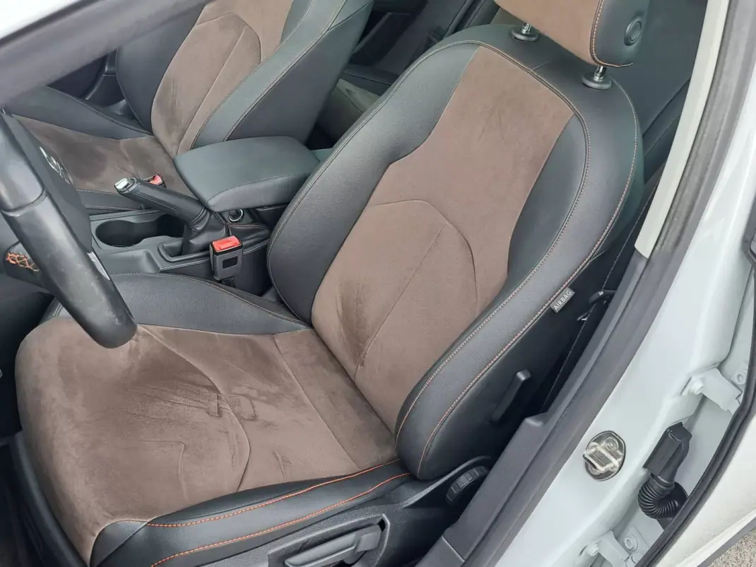SEAT Leon X-Perience 2016 - 12990 EUR, 183751 km - AUTO.MOTO.pt - 183751km - foto 17 de 46