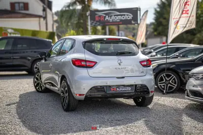 Renault Clio 2017 — foto 2 de 32