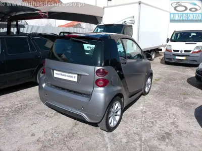 Smart ForTwo Coupé 2013 - 6850 EUR, 151000 km - AUTO.MOTO.pt - 151000km - foto 18 de 20
