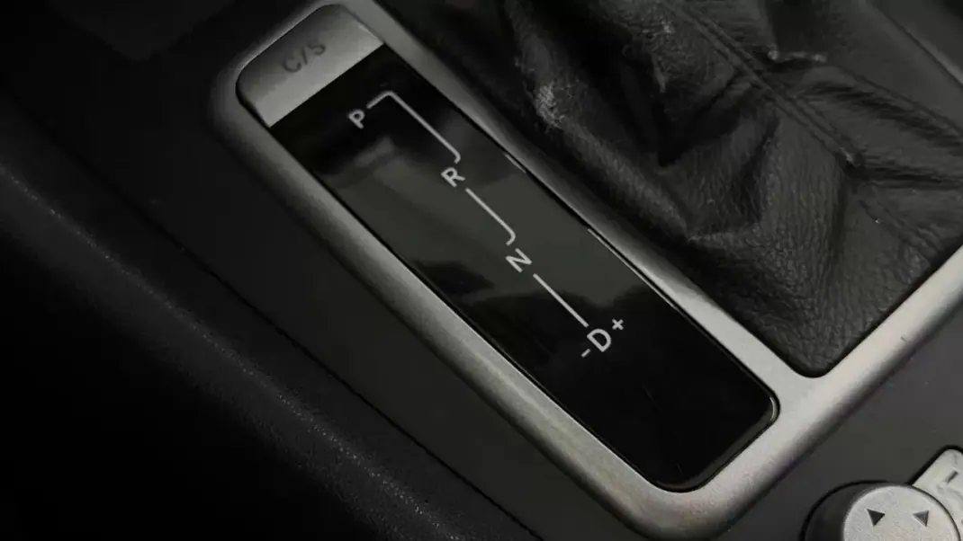 Mercedes-Benz SLK 200 2004 - 13990 EUR, 167477 km - AUTO.MOTO.pt - 167477km - foto 22 de 24