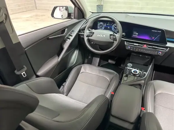 Kia e-Niro 2023 - 27950 EUR, 27488 km - AUTO.MOTO.pt - 27488km - foto 13 de 53